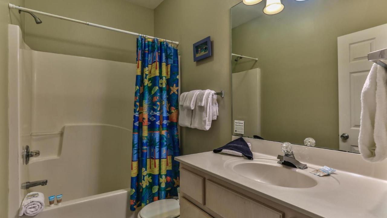 Biglows Bungalow - About A Quarter Mile To Private Neighborhood Beach Access, Pet Friendly, Community Pool Destin Kültér fotó